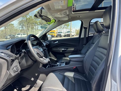 Used 2018 Ford Escape SEL image 15