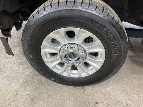 Used 2022 Ford F350 XLT AWD/4WD image 16