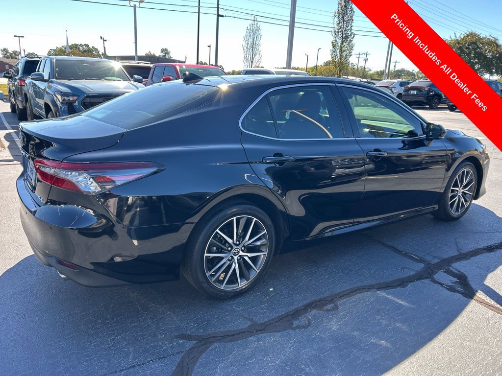 Used 2022 Toyota Camry XLE w/ Navigation Package FWD image 21
