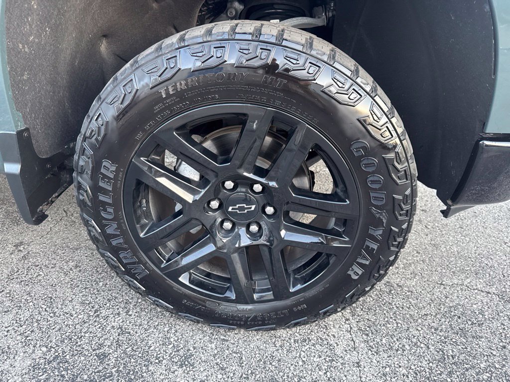 Used 2025 Chevrolet Silverado 1500 LT Trail Boss w/ Convenience Package II AWD/4WD image 43