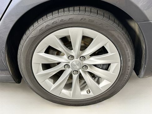 Used 2018 Tesla Model S 100D AWD/4WD image 11