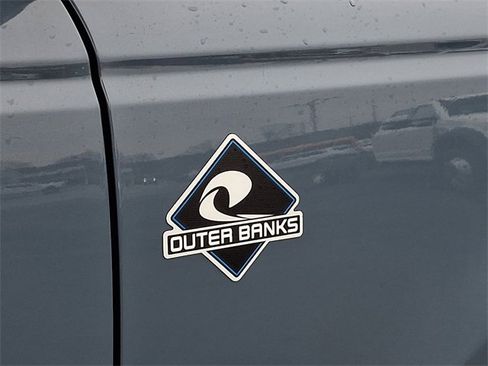 Used 2023 Ford Bronco Outer Banks image 31