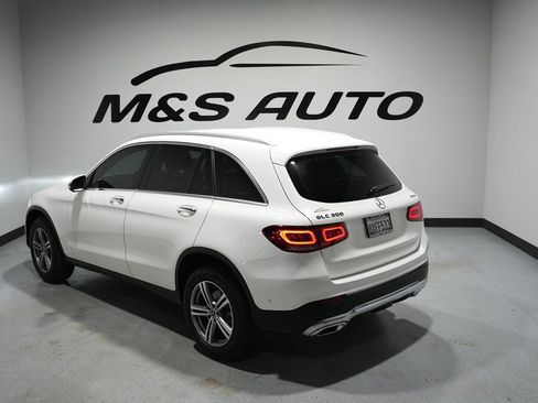 Used 2021 Mercedes-Benz GLC 300 4MATIC image 9