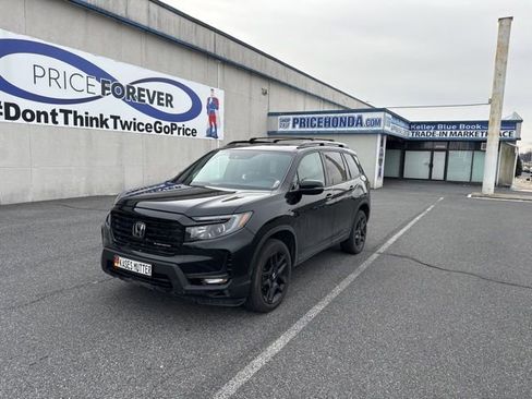 Certified 2025 Honda Passport Black Edition image 4