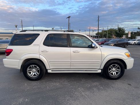 Used 2007 Toyota Sequoia Limited image 4