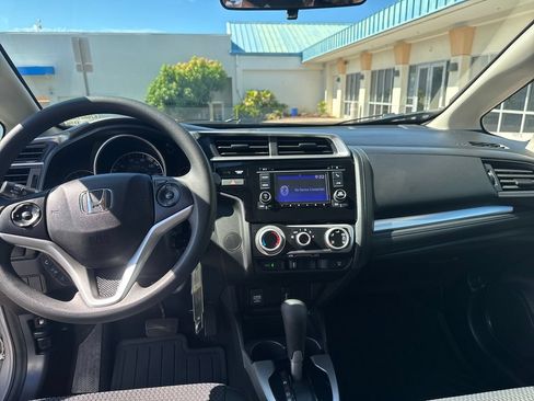 Used 2020 Honda Fit LX image 12