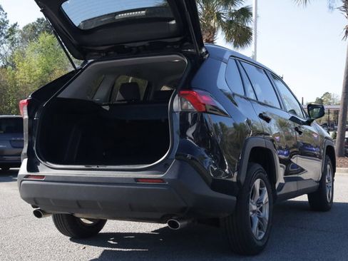 Used 2023 Toyota RAV4 XLE image 5