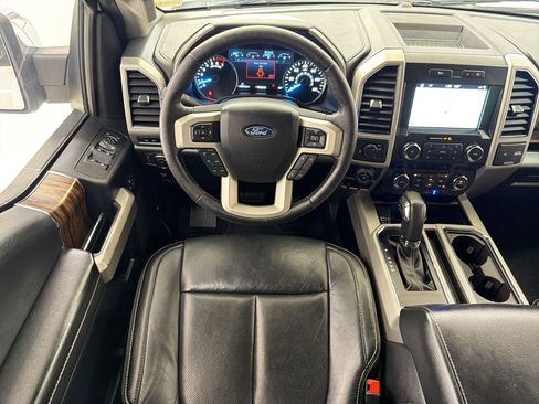 Used 2019 Ford F150 Lariat RWD image 27