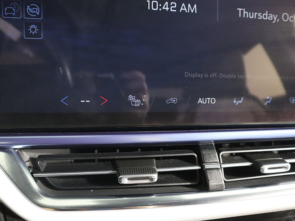Used 2026 Chevrolet Equinox EV LT FWD image 48