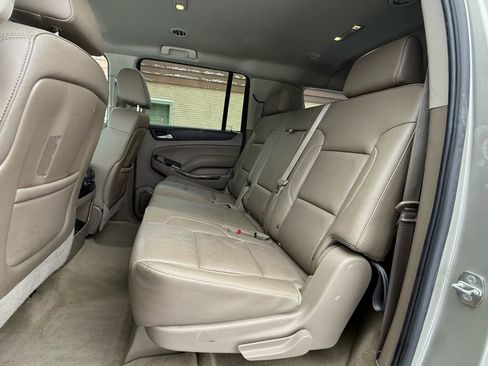 Used 2016 GMC Yukon XL SLT image 28