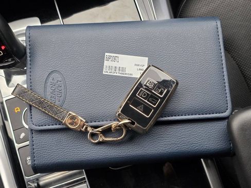 Used 2017 Land Rover Range Rover Sport HSE image 12