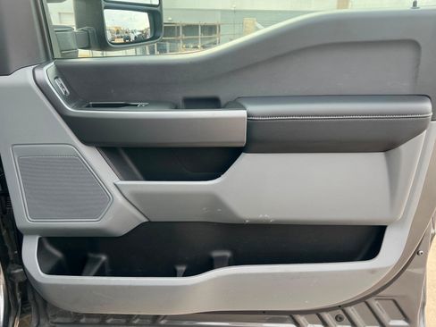 Used 2025 Ford F350 XLT image 22