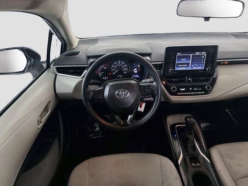 Used 2022 Toyota Corolla L FWD image 17