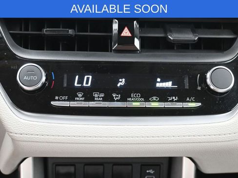 Used 2023 Toyota Corolla Cross LE FWD image 20