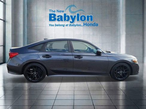 Used 2022 Honda Civic Sport image 5