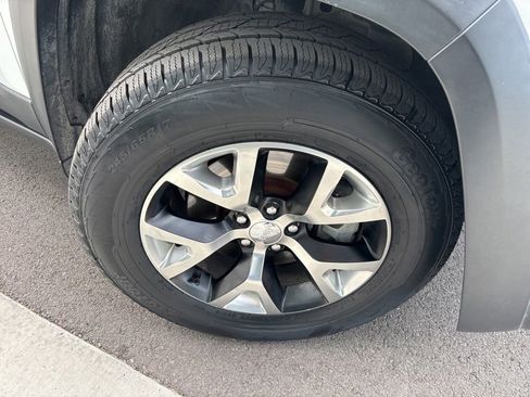 Used 2014 Jeep Cherokee Trailhawk w/ Leather Interior Group image 15