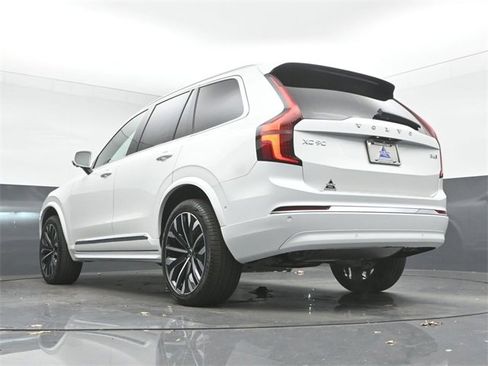 New 2026 Volvo XC90 B6 Ultra w/ Lounge Package image 43