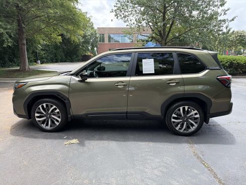 Used 2026 Subaru Forester Touring AWD/4WD image 5