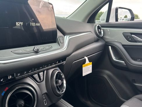 New 2026 Chevrolet Blazer LT FWD image 19