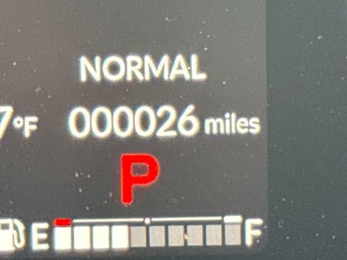 New 2026 Honda HR-V EX-L image 18