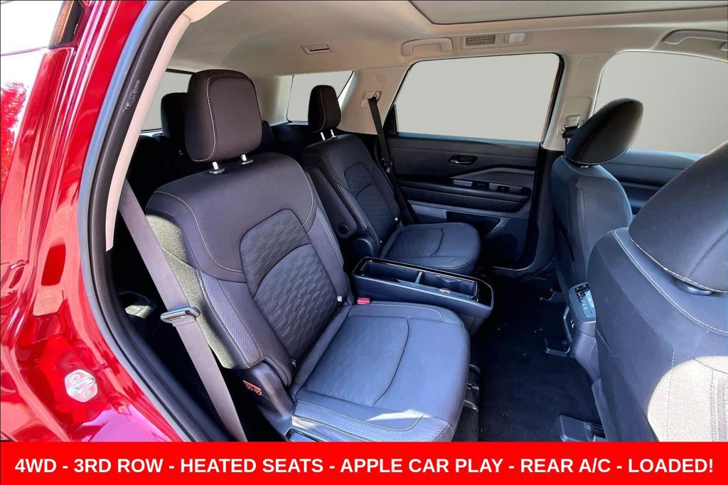 Used 2024 Nissan Pathfinder SV w/ SV Premium Package AWD/4WD image 31