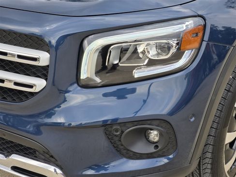 Certified 2022 Mercedes-Benz GLB 250 image 11