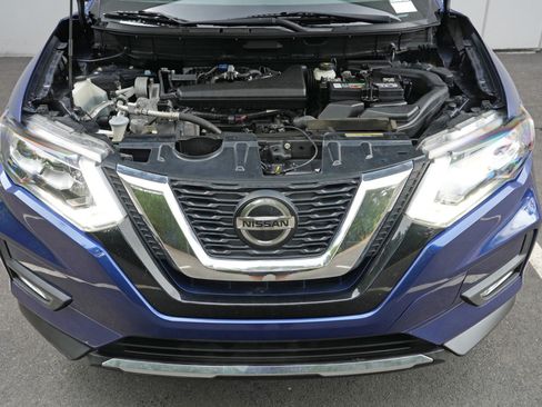 Used 2019 Nissan Rogue SL w/ Premium Package FWD image 7