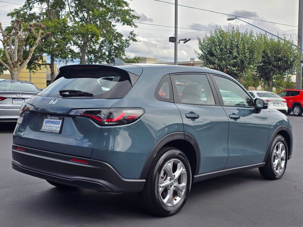 Certified 2024 Honda HR-V LX image 11
