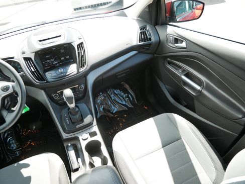 Used 2014 Ford Escape SE w/ Equipment Group 201A FWD image 11