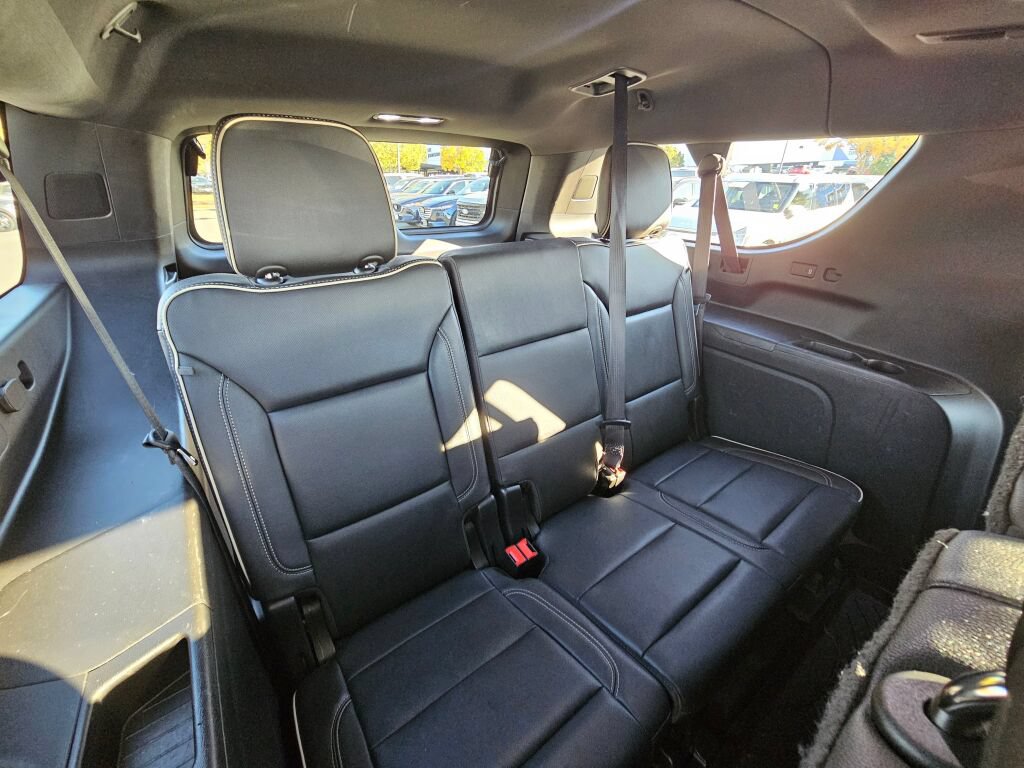Certified 2022 GMC Yukon XL SLT w/ Max Trailering Package AWD/4WD image 31