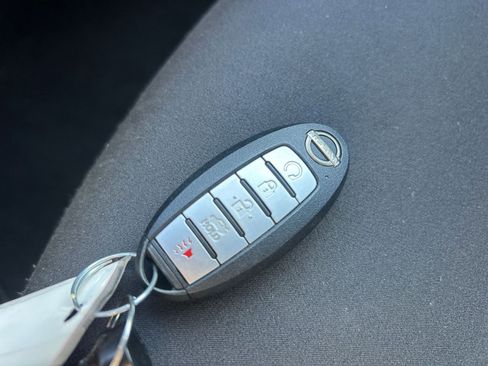 Used 2025 Nissan Altima 2.5 SV image 23