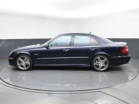 Used 2008 Mercedes-Benz E 63 AMG Sedan image 4