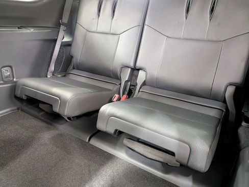 Certified 2024 Lexus GX 550 w/ Accessory Package (2T) image 28