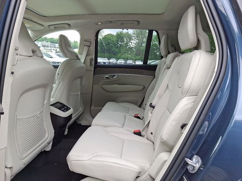 New 2025 Volvo XC90 B6 Ultra w/ Lounge Package image 6