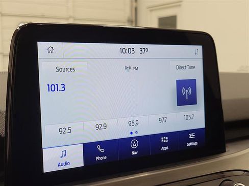 Used 2021 Ford Escape Titanium image 27