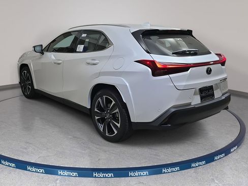 New 2025 Lexus UX 300h AWD image 7