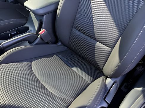 Used 2021 Kia Forte LXS FWD image 28