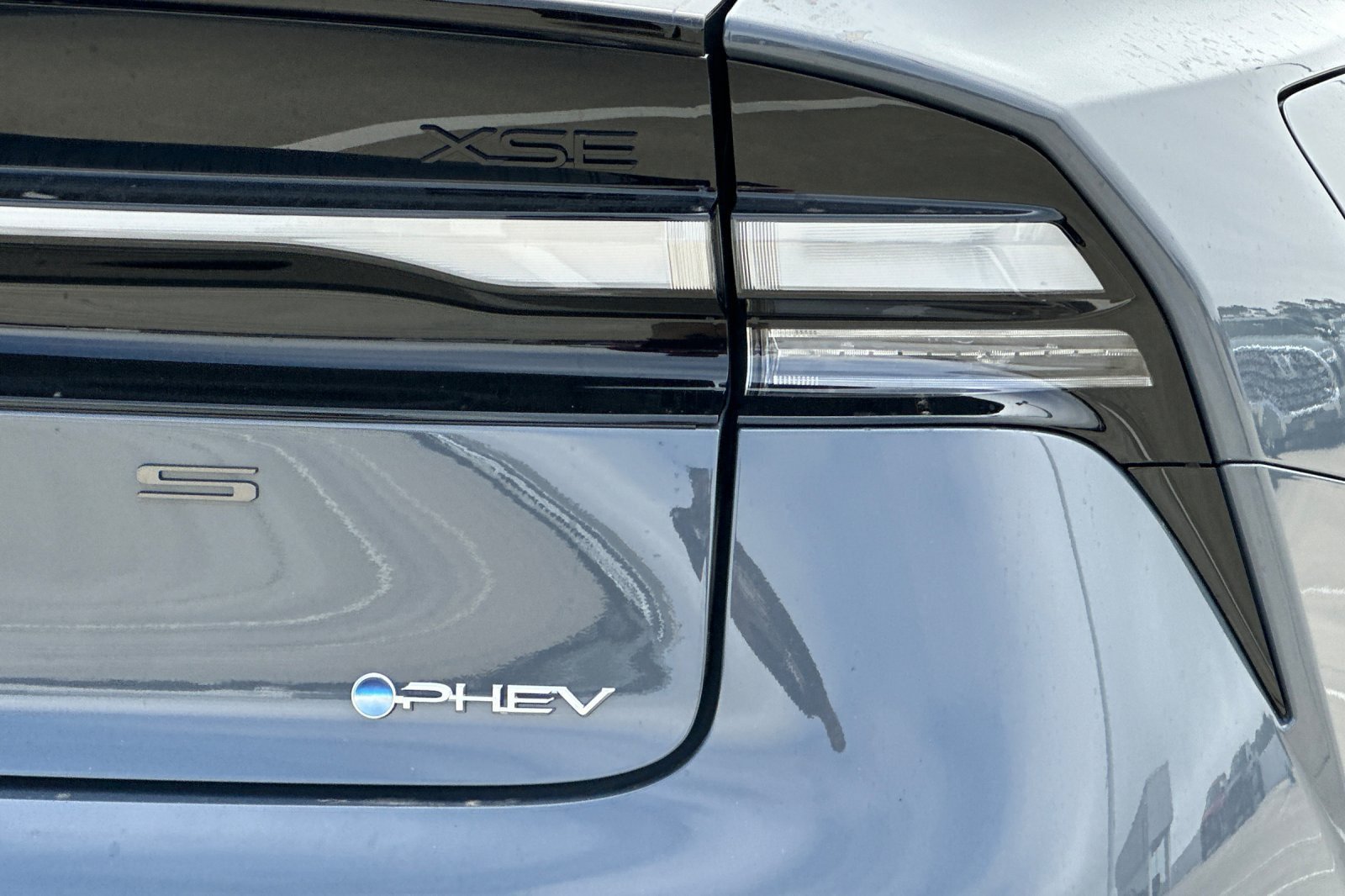 New 2027 Toyota Prius Plug-In Hybrid FWD image 30