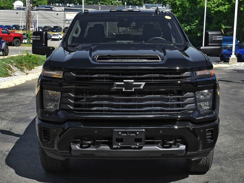 New 2026 Chevrolet Silverado 2500 Custom w/ Custom Value Package AWD/4WD image 5
