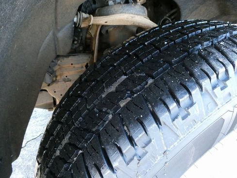 Used 2024 Chevrolet Silverado 1500 LTZ w/ Z71 Off-Road Package image 12