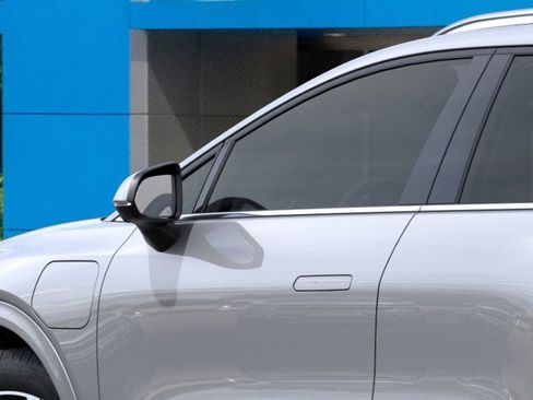 New 2025 Chevrolet Equinox EV LT w/ Convenience Package AWD/4WD image 12