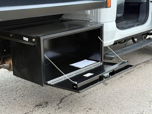 New 2025 Ford F550 4x4 Regular Cab Super Duty image 34