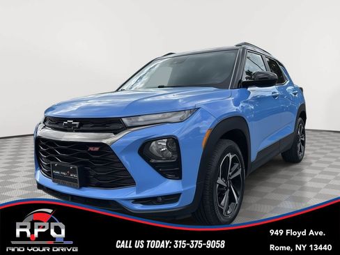 Used 2021 Chevrolet TrailBlazer ACTIV w/ Technology Package AWD/4WD image 1