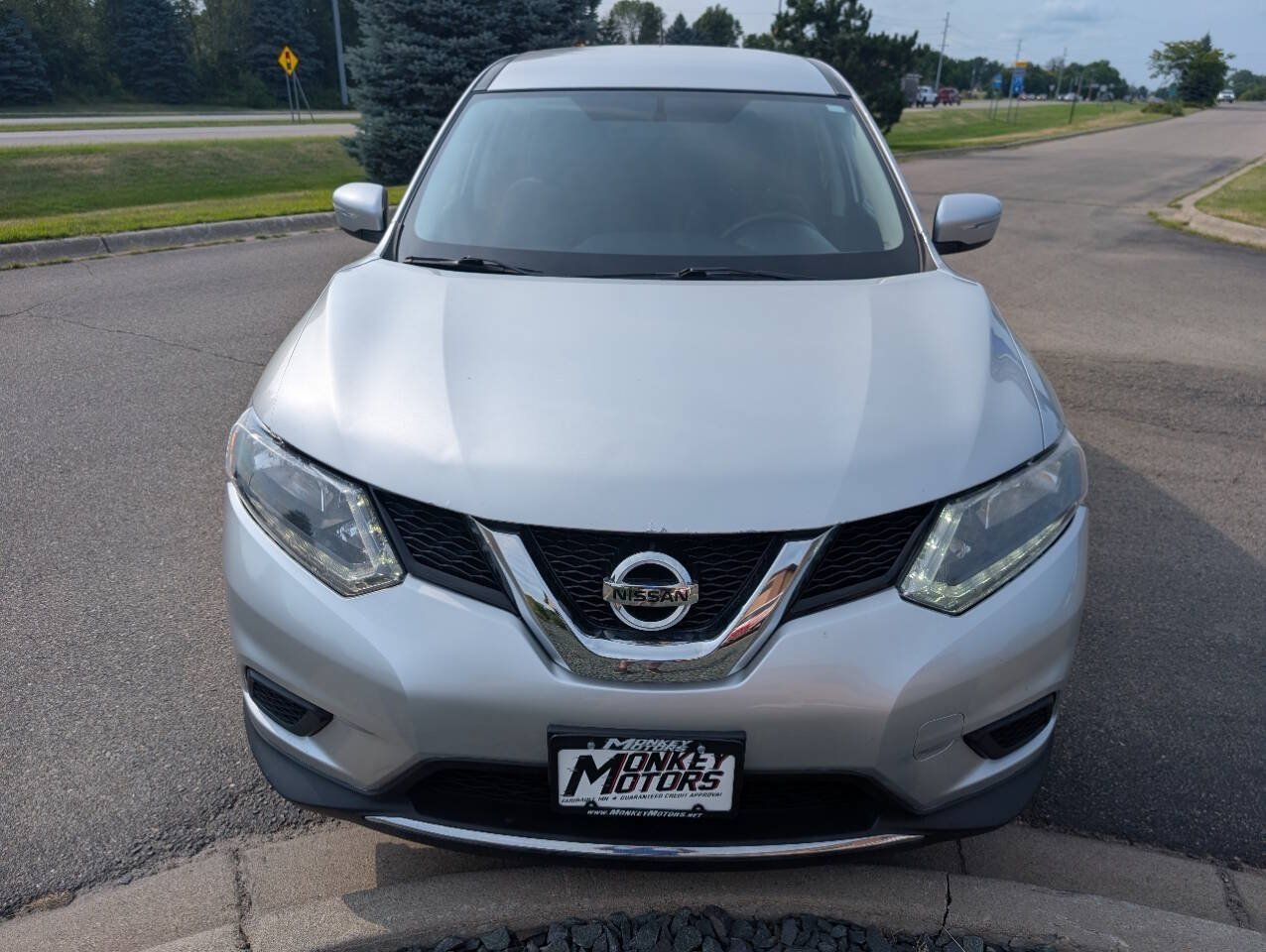 Used 2015 Nissan Rogue S FWD image 5