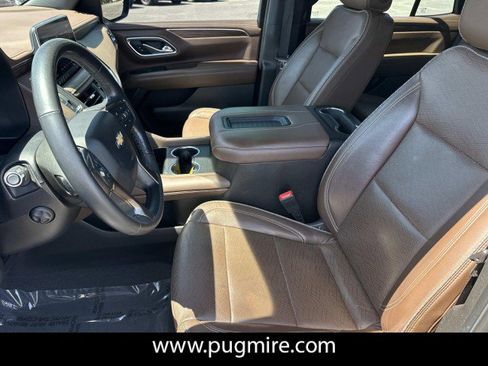 Used 2021 Chevrolet Tahoe High Country w/ Premium Package RWD image 8