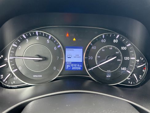 Used 2020 Nissan Armada SL w/ Premium Package image 23