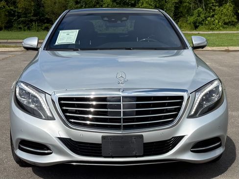 Used 2017 Mercedes-Benz S 550 4MATIC Sedan image 5