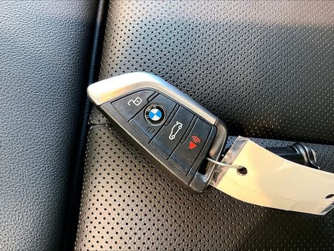 Used 2024 BMW X3 xDrive30i w/ M Sport Package AWD/4WD image 14