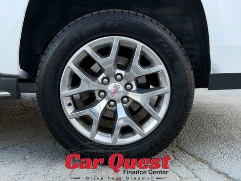 Used 2016 GMC Yukon XL SLT w/ Open Road Package AWD/4WD image 27