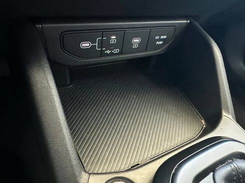 Used 2025 Kia K4 FWD image 19